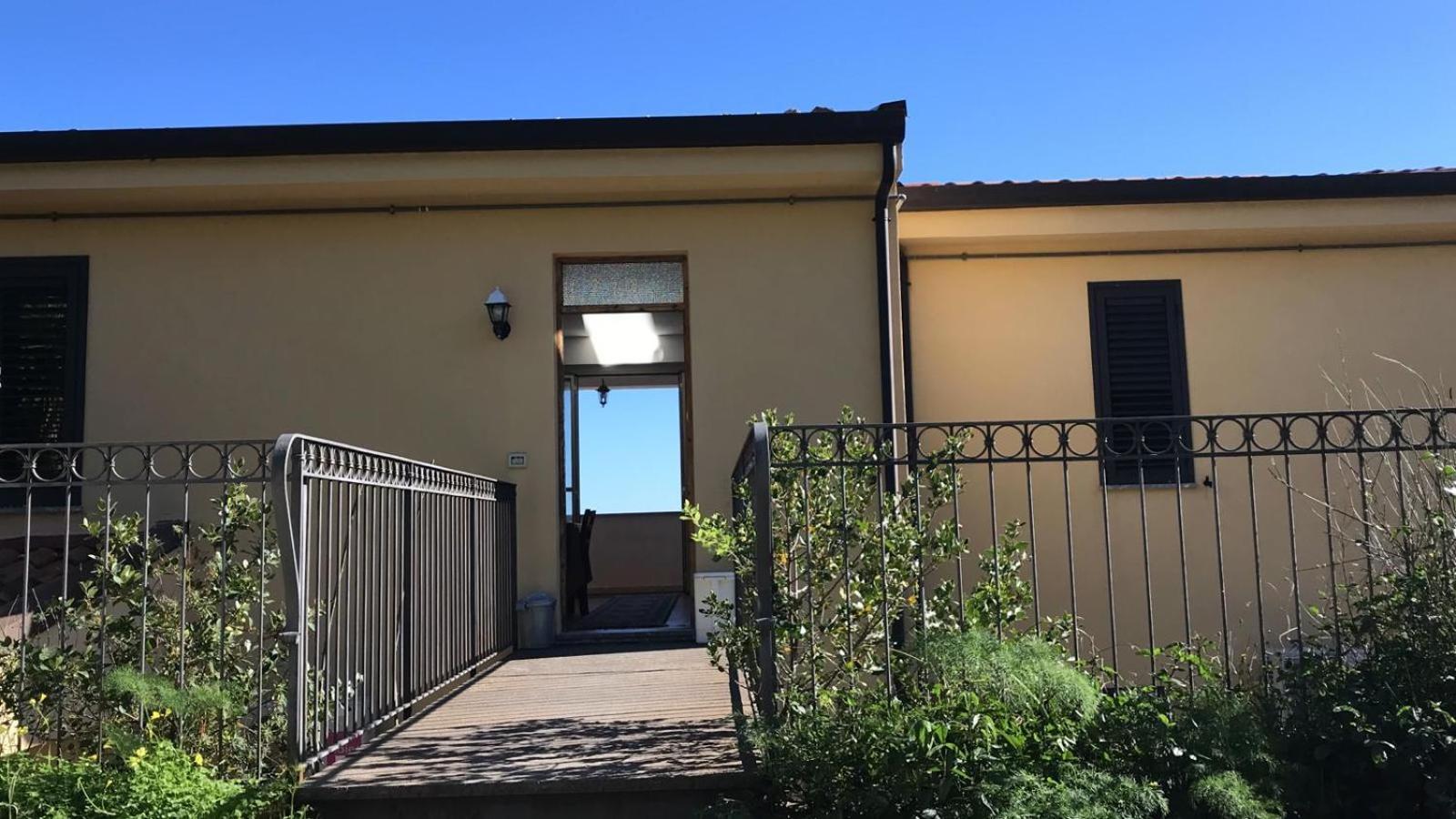 卡斯泰尔莫拉Casa Rex公寓 外观 照片